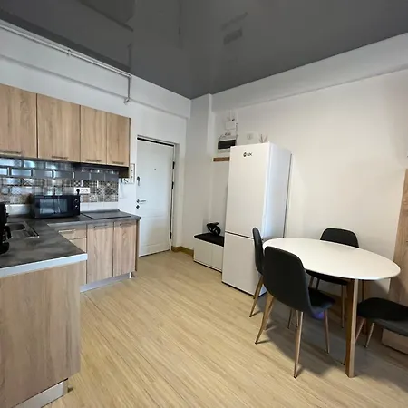 Appartement Roapart- Family&kids La 3min De Plaja Cu La Mare